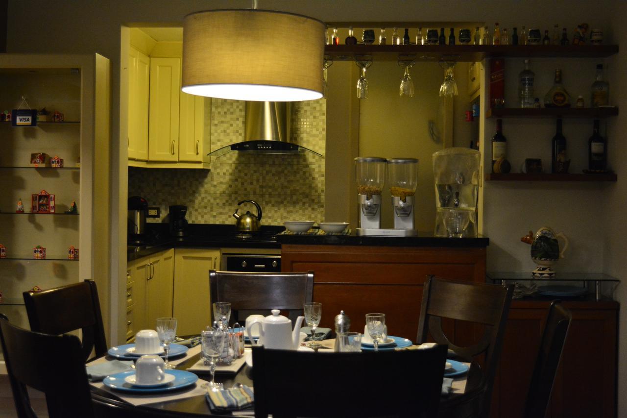 Kangaroo Wasi Airport Bed & Breakfast ลิมา ภายนอก รูปภาพ