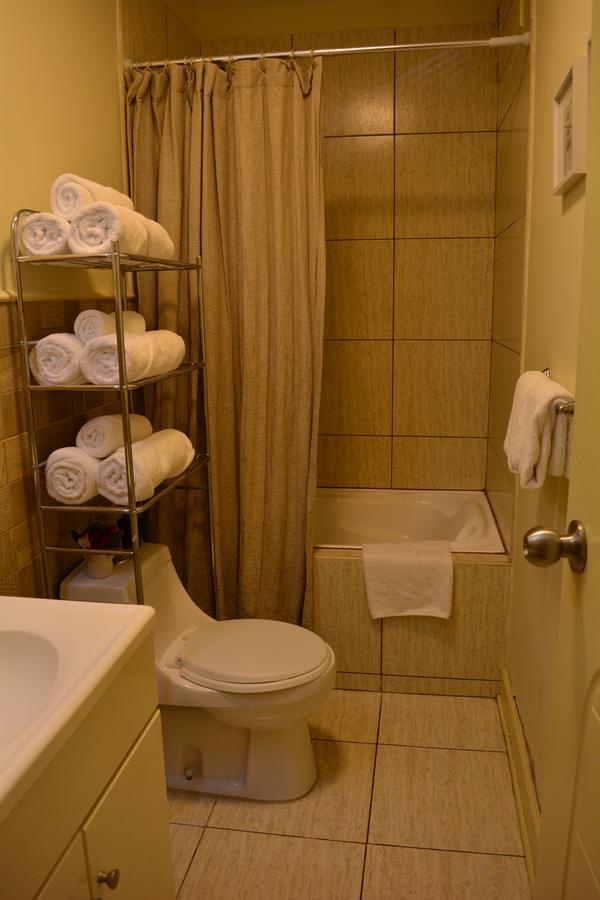 Kangaroo Wasi Airport Bed & Breakfast ลิมา ภายนอก รูปภาพ