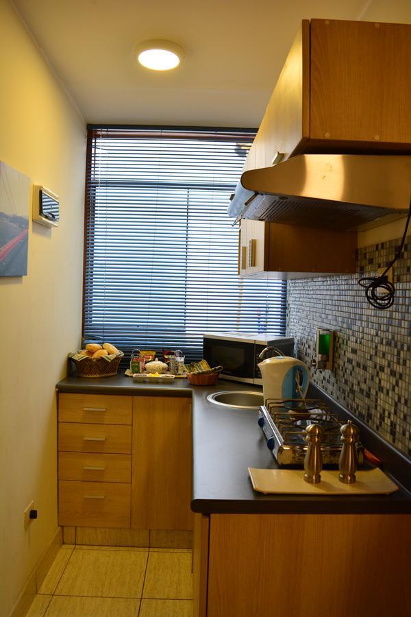 Kangaroo Wasi Airport Bed & Breakfast ลิมา ภายนอก รูปภาพ